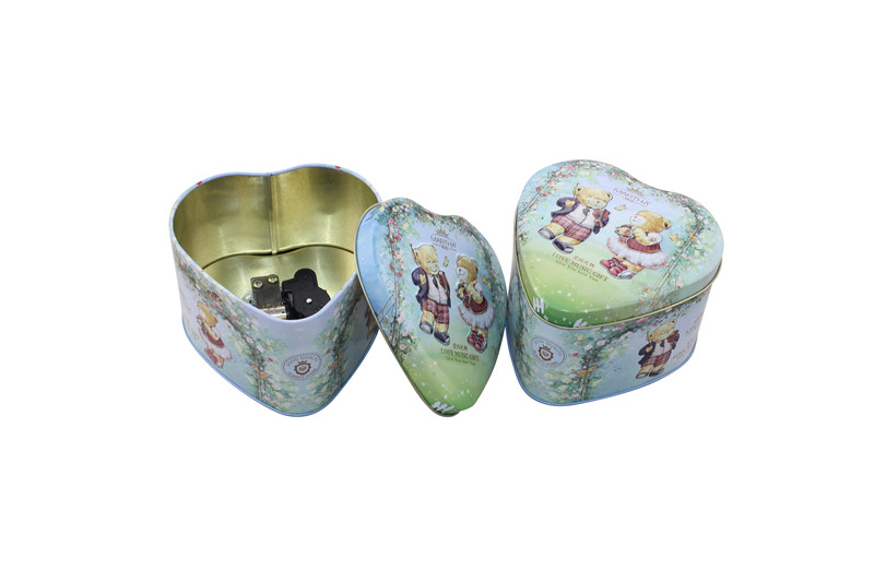 Christmas tin boxes Christmas tin boxes